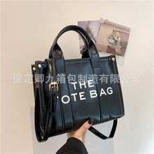 Load image into Gallery viewer, 2023Cross-Border New Arrival Foreign Trade Bright Leather Simple Tote Commuter Bagtote Bag Women&#39;s Shoulder Crossbody Handbag